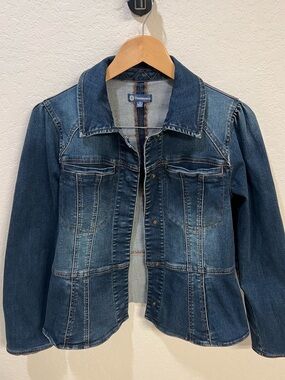 Democracy Women's Medium Wash Blue Denim Jacket